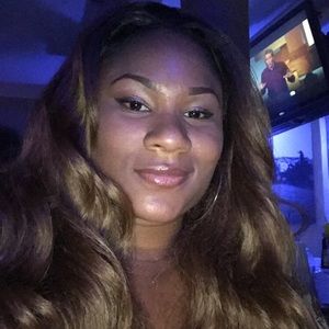 Meet your Posher, Toya